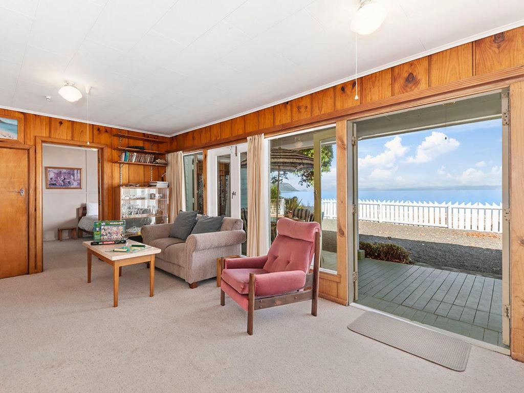 Lake Edge Cottage - Waitahanui Holiday Home المظهر الخارجي الصورة