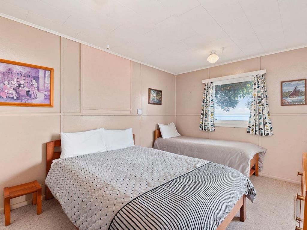 Lake Edge Cottage - Waitahanui Holiday Home المظهر الخارجي الصورة
